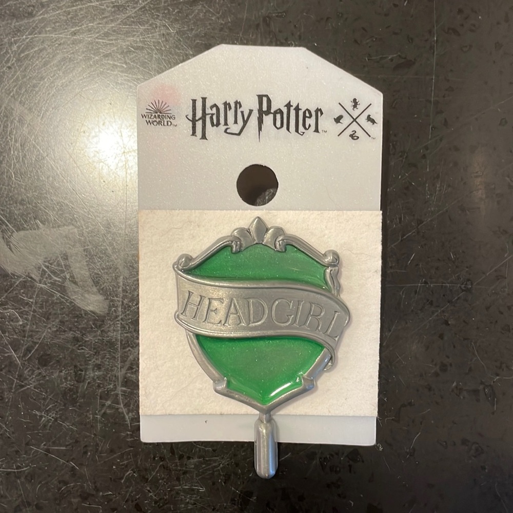 Harry Potter Slytherin Head Girl Pin